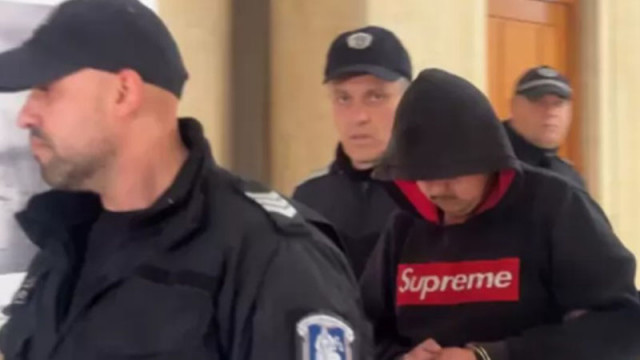 Съдът остави в ареста убиеца на 11-годишната Никол, който наръга млада жена в Бургас