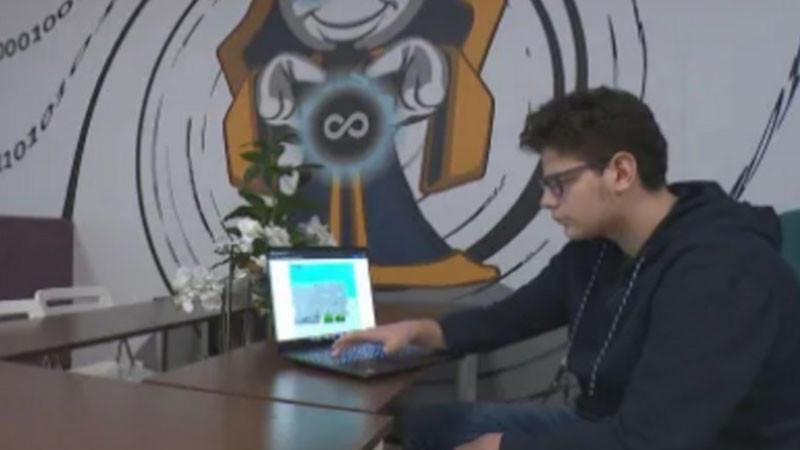 15-годишен българин спечели първо място на световното по програмиране