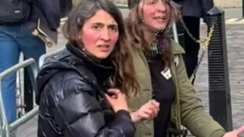 България си прибра обратно две от тризначките от улиците на Лондон