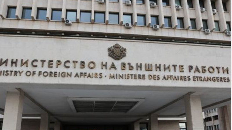 Външно осъжда атаките срещу Катар и призова за край на ескалацията и енергийна сигурност