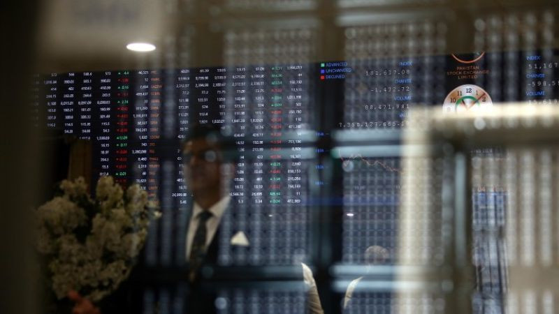 Съмнения за борсови спекулации за милиарди от Белия дом, свързани с войната