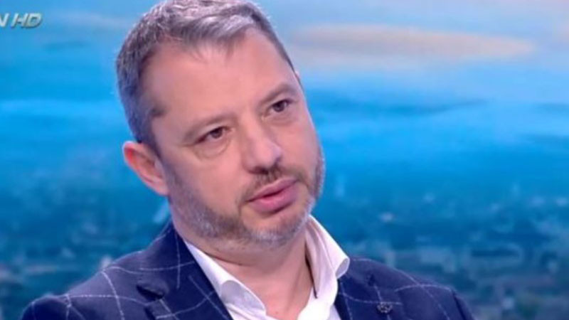 Делян Добрев: Вдигане на социални плащания и пенсии, но не за сметка на високи осигуровки и данъци