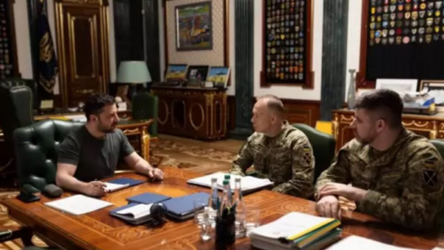 Зеленски нареди на депутатите да се готвят за работа в условията на поне още 3 години война