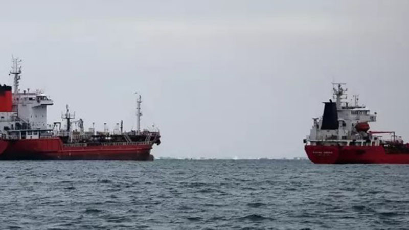 Bloomberg: Русия продаде на Индия 60 млн барела нефт с доставка през април