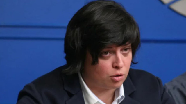 Диана Русинова: Контролът не означава спиране на ремонтите по пътищата, означава качество