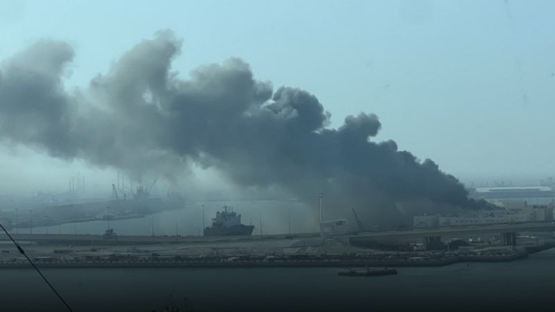 Отломки от прихваната ракета в Абу Даби са убили двама души и са ранили трима