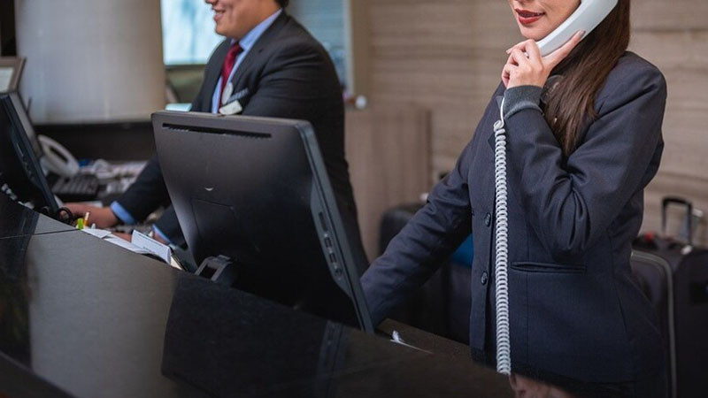 Напрежението в Близкия изток може да затрудни наемането на кадри от трети страни за летния сезон