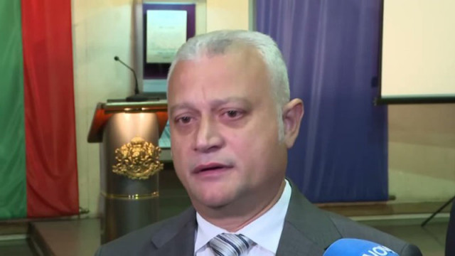 Вътрешният министър: Прокурорският син и още няколко души са нападнали с бухалки служител на ГДБОП