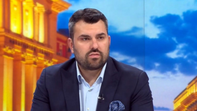 Георг Георгиев: ПП-ДБ не може да спазва правила - дистанцира се от тях, нарушава ги и ги отрича