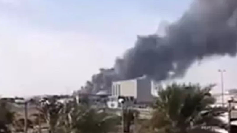 Два алуминиеви завода в ОАЕ и Бахрейн, свързани със САЩ, са били атакувани с ракети и дронове