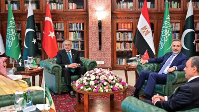 Външните министри на 4 страни обсъждат възможностите за примирие в Близкия изток