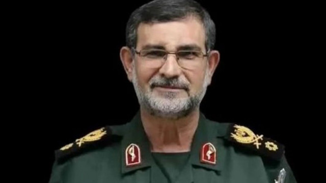 Иран потвърди смъртта на командващия флота Алиреза Тангсири