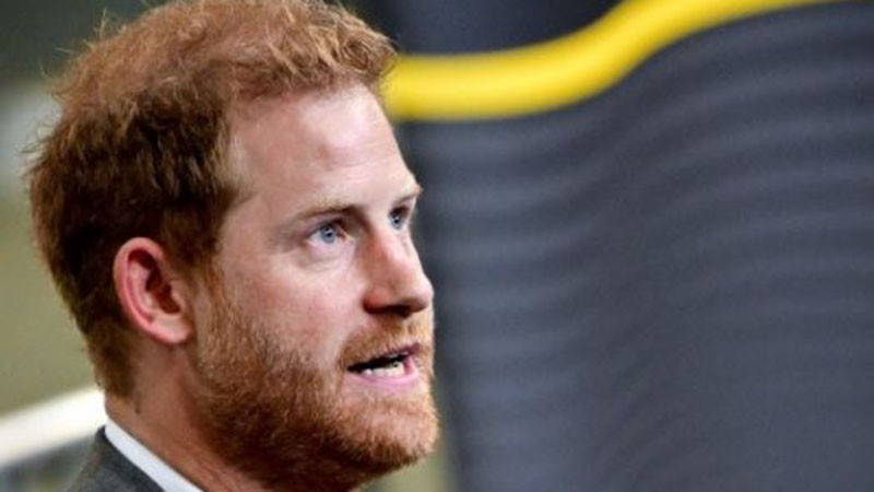 Принц Хари иска да се върне вкъщи, чака покана от крал Чарлз