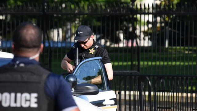 15-годишен ученик стреля срещу учител и след това се самоуби в гимназия в Тексас