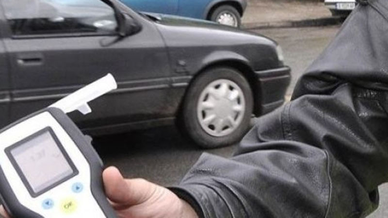 Полицията в Бургас задържа шофьор с рекордните 4,46 промила зад волана