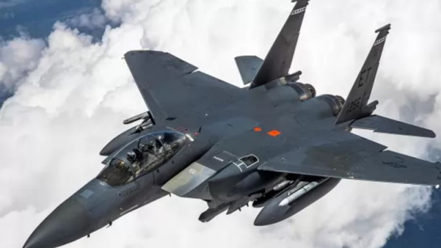 Новият US изтребител с най-голям полетен обхват продължава тестовете