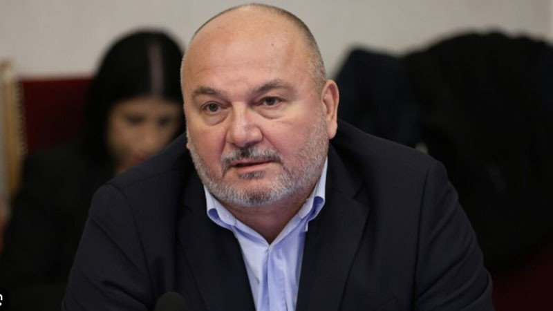 Дацов: Кризисният щаб трудно ще овладее поскъпването