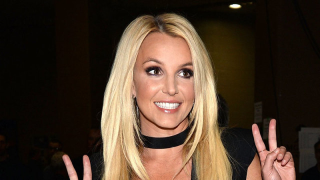 Един от синовете на Бритни Спиърс се отказа от фамилията на баща си