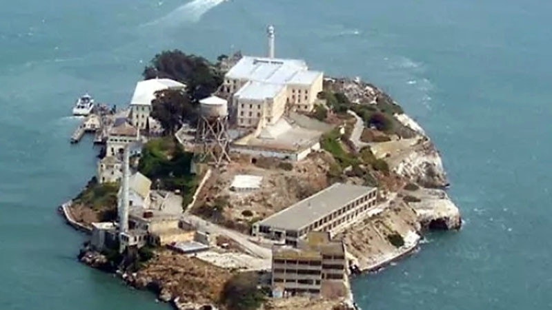 Тръмп поиска 152 млн.долара от Конгреса, за са стане затворът "Алкатрас" "охранителен шедьовър"