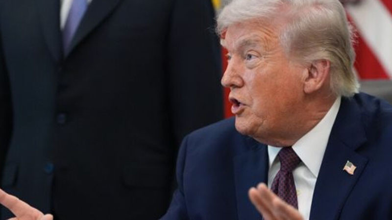 Тръмп пратил оръжия за протестиращите в Иран. Но помощта я няма!