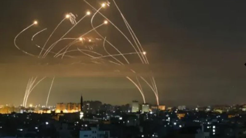 Иранска ракета удари жилищна сграда в Хайфа: Има загинали