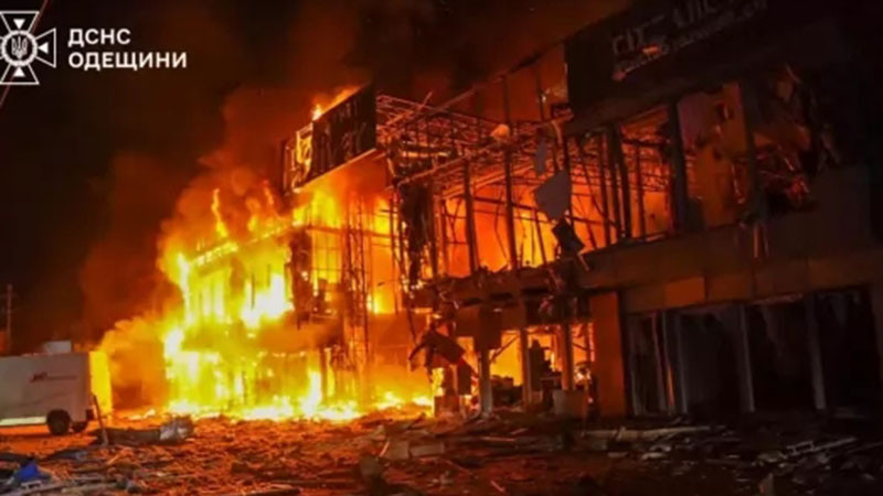 Масирана руска атака срещу Одеса, жертвите са три - сред тях е и малко дете