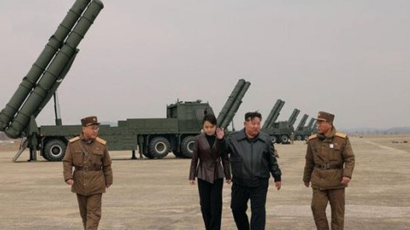 Сеул: Северна Корея прави междуконтинентална балистична ракета от въглеродни влакна