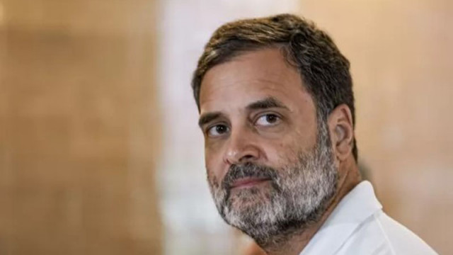 Рахул Ганди обвини правителството на Моди, че не успява да се справи с горивната криза