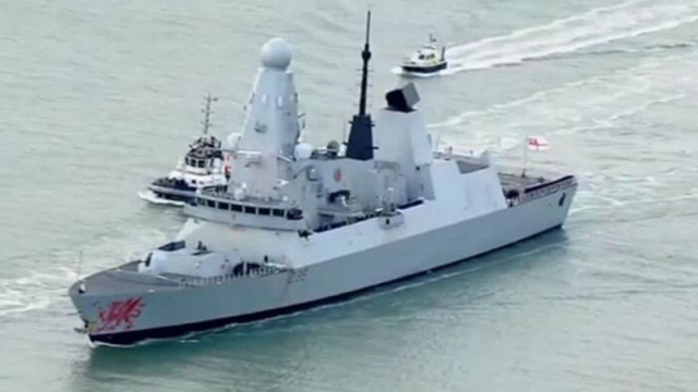 Британският разрушител HMS Dragon влезе в ремонт след съобщения за удар на "Хизбула"