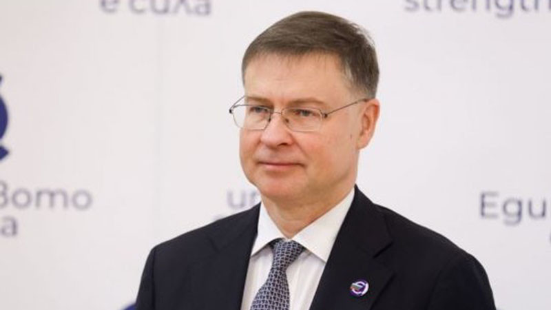 Домбровскис: Войната в Близкия изток предизвика исторически смущения в енергийните доставки в света