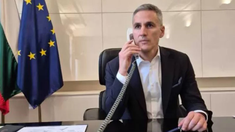 Гюров разговаря с Рубио, той ни благодари за евакуацията на американци от Близкия изток