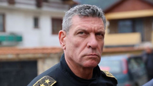 Гл. ком. Кандев от акция в Търговище: Заловихме укрити в пояс 12 хил. евро и списъци с имена