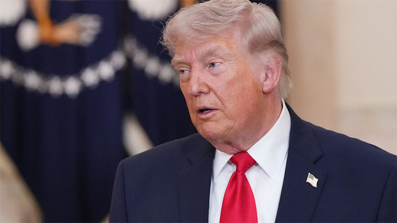 Доналд Тръмп: Започваме разчистването на Ормузкия проток в услуга на света