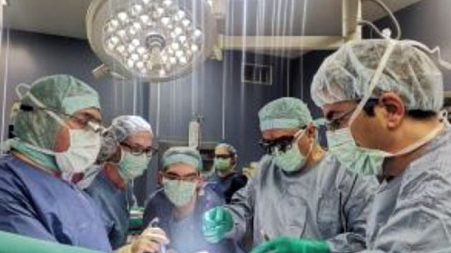 Шанс за нов живот: Бъбречни трансплантации на двама мъже са извършени в "Александровска"