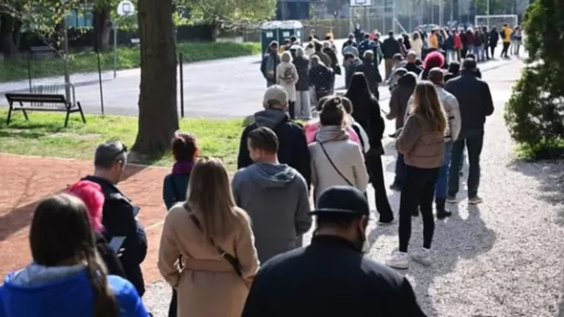 Избирателната активност на парламентарните избори в Унгария към 11 ч. е 37,98%