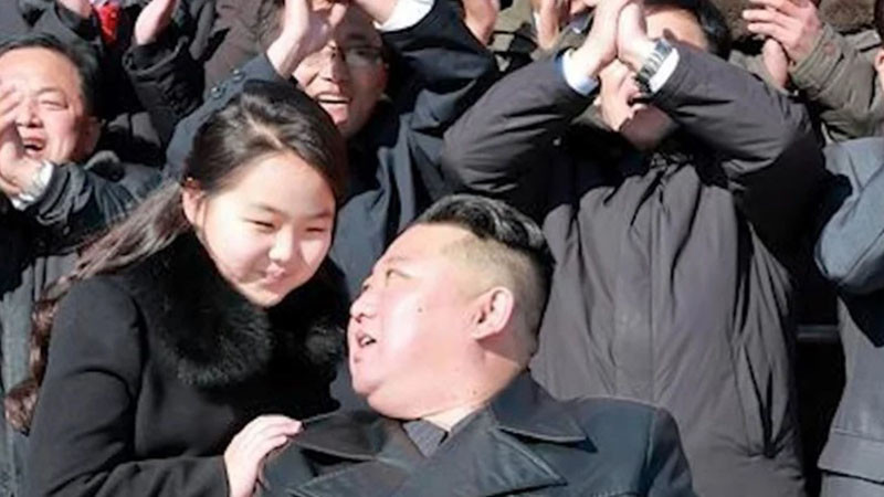 МААЕ: Ким Чен Ун има десетки ядрени бойни глави