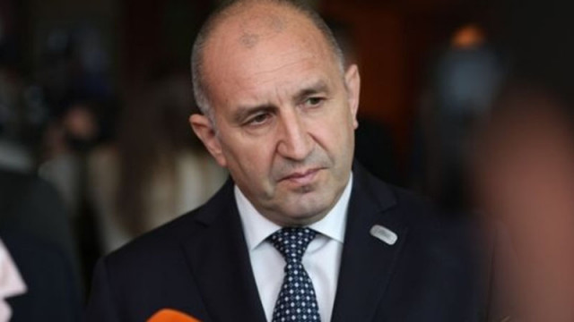 Британският в. "Телеграф": Победа на проруския Румен Радев в България ще е благоприятна за Путин