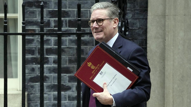 Стармър побеснял, защото бил държан "на тъмно" за скандалния дипломат Питър Манделсън