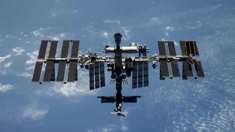 Учени на "Росатом" ще "отгледат" паращитовидна жлеза на МКС, за да я имплантират в животно на Земята