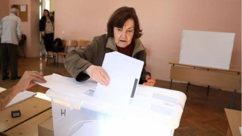 182 жалби и сигнали до ЦИК, 75 от над 9000 машини спряха вчера