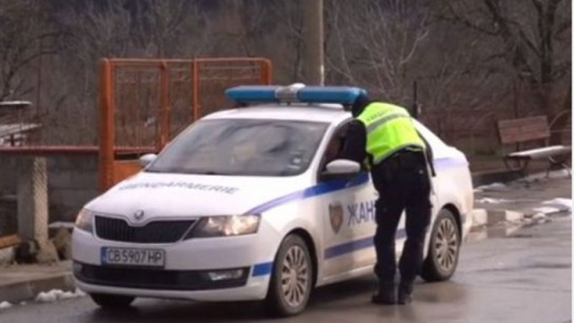Издирван с европейска заповед мъж е задържан на улица в