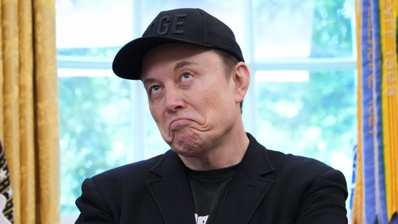 Френски прокурор прати призовка на Мъск