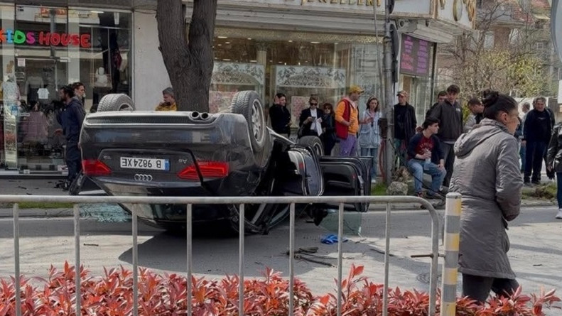 Без драскотина: По таван до Образцов дом във Варна