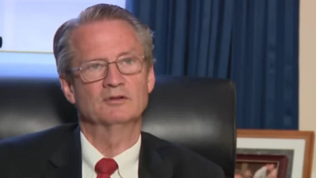 Конгресмен в САЩ: Време е Тръмп да се намеси и да каже истината за НЛО и изчезналите учени в САЩ