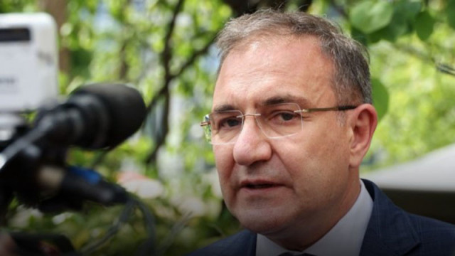 Борислав Гуцанов призова лидера на партията Крум Зарков да подаде незабавно оставка