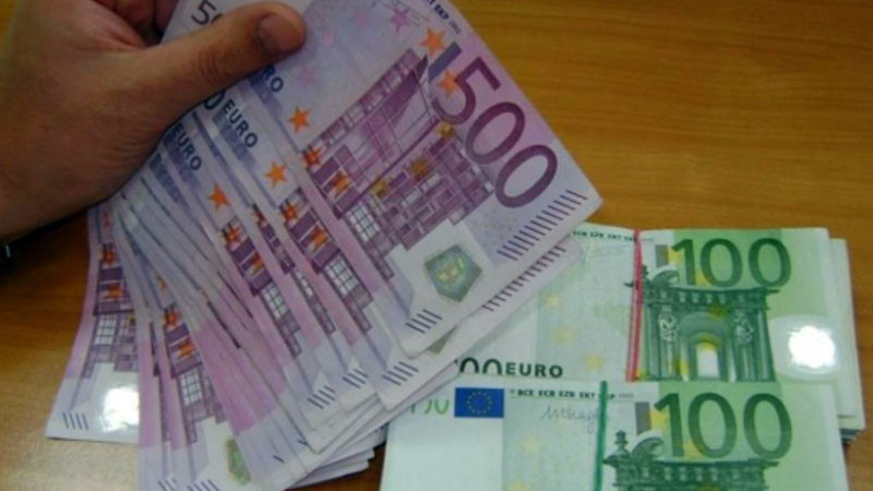 Касиерка, задигнала 30 000 евро, е осъдена да ги възстанови на Български пощи с лихвата