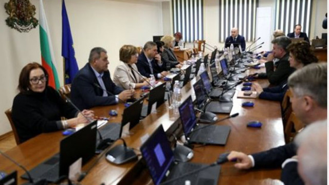 Пленумът на ВСС заседава след оставката на Борислав Сарафов