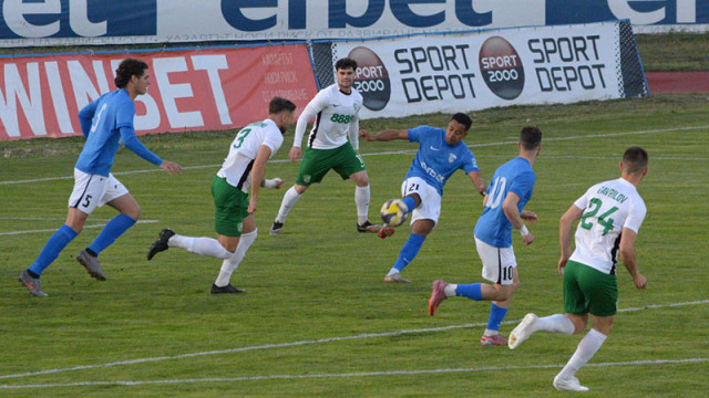 10 "соколи" рухнаха в края срещу Берое