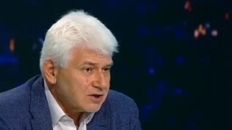 Проф. Пламен Киров: ПП-ДБ няма да искат премахване на "домовата книга", ако Йотова стане президент