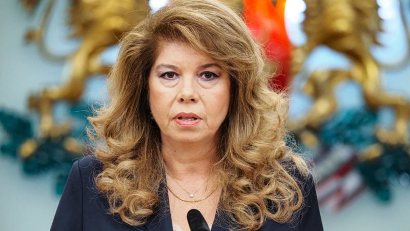 Президентът Йотова утвърди указа за първото заседание на 52-ото НС